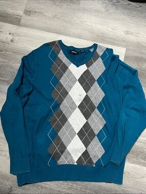 Claiborne Teal and Gray Argyle V-Neck Sweater